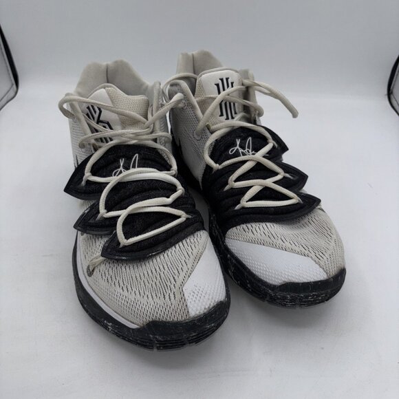 Nike Other - Nike Kyrie Irving 5 Oreo 2019 Size 8 Great Condition!